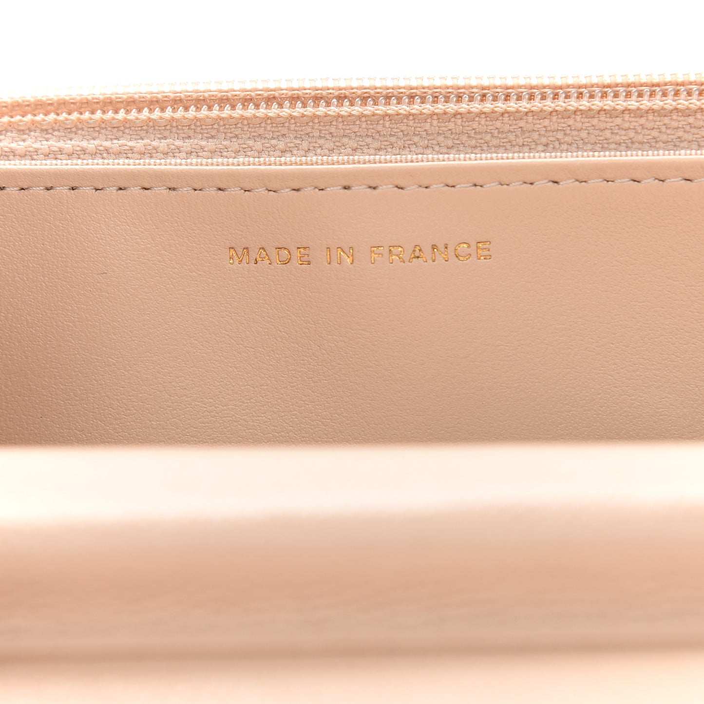 Caviar Quilted Coco Candy Wallet On Chain WOC Beige