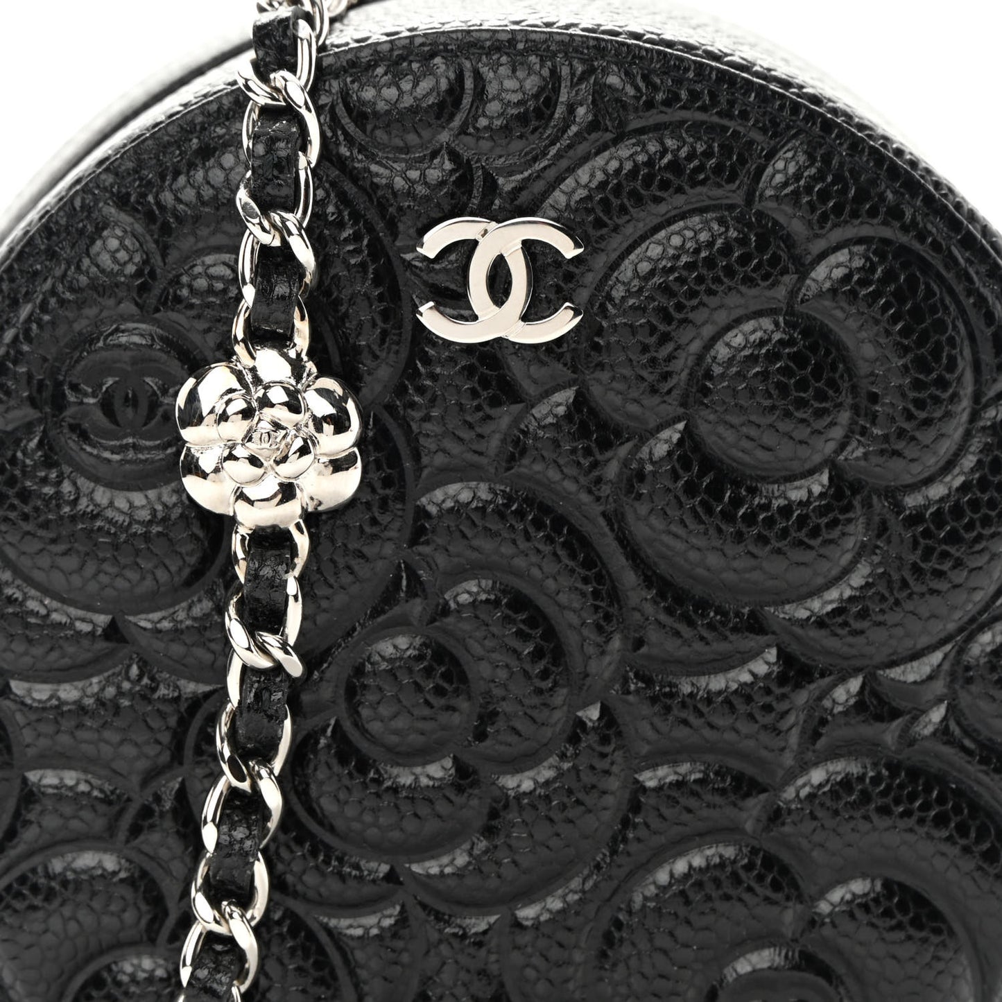 Caviar Camellia Embossed Round Clutch With Chain Black