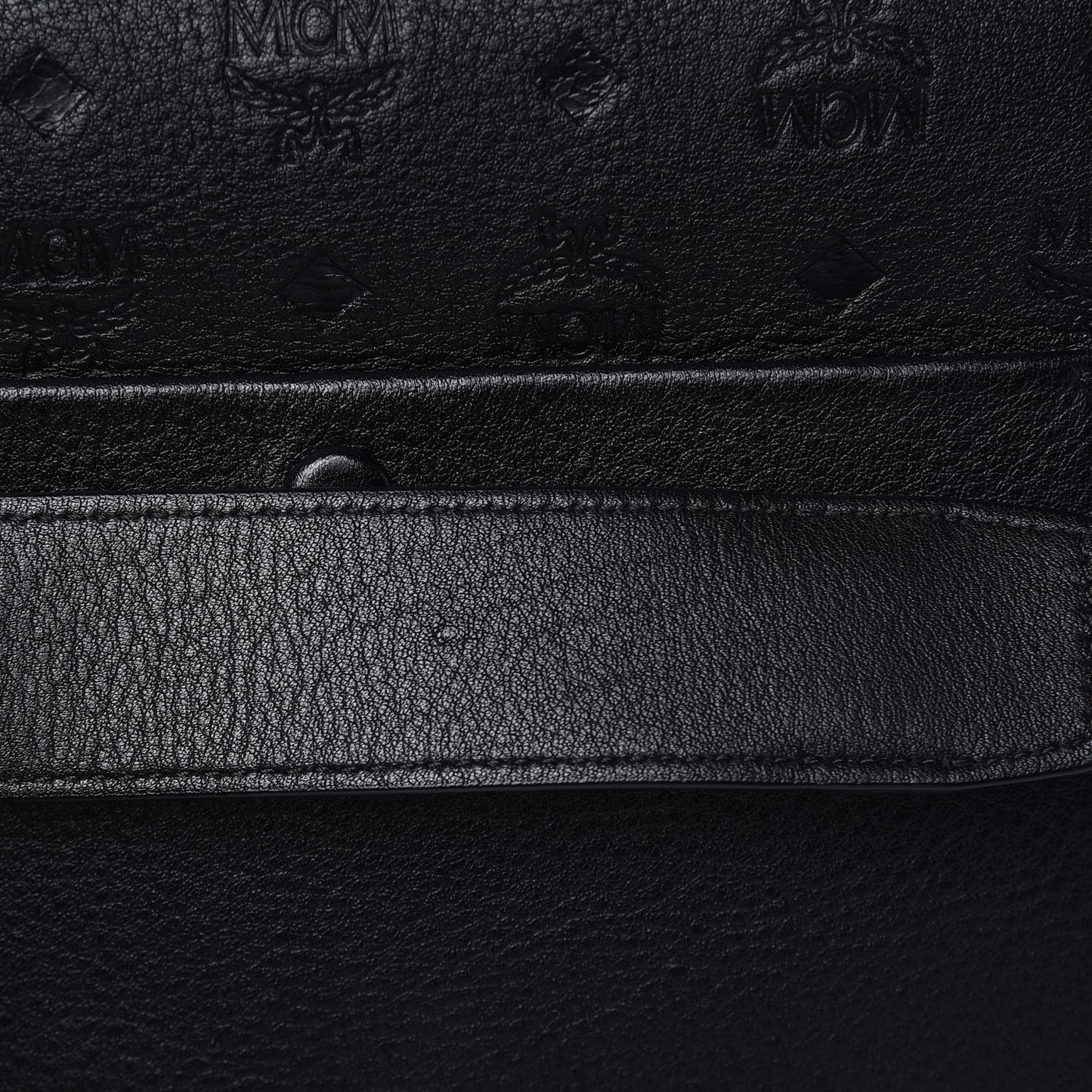 Calfskin Ottomar Large Klara Hobo Black