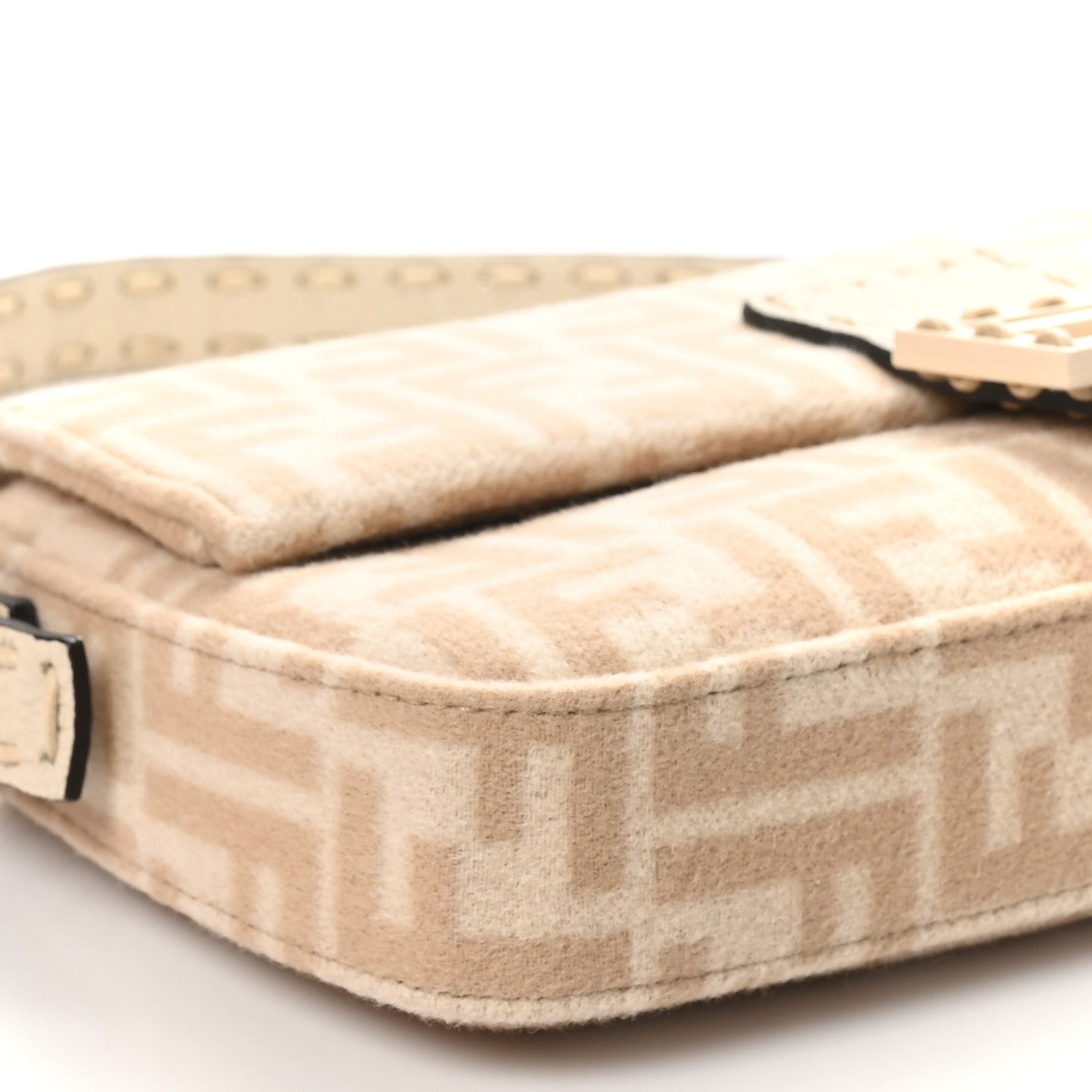 Fendi Wool Cuoio Romano Selleria FF 1974 Baguette 1997 Beige Cammello Camelia 9 of 10