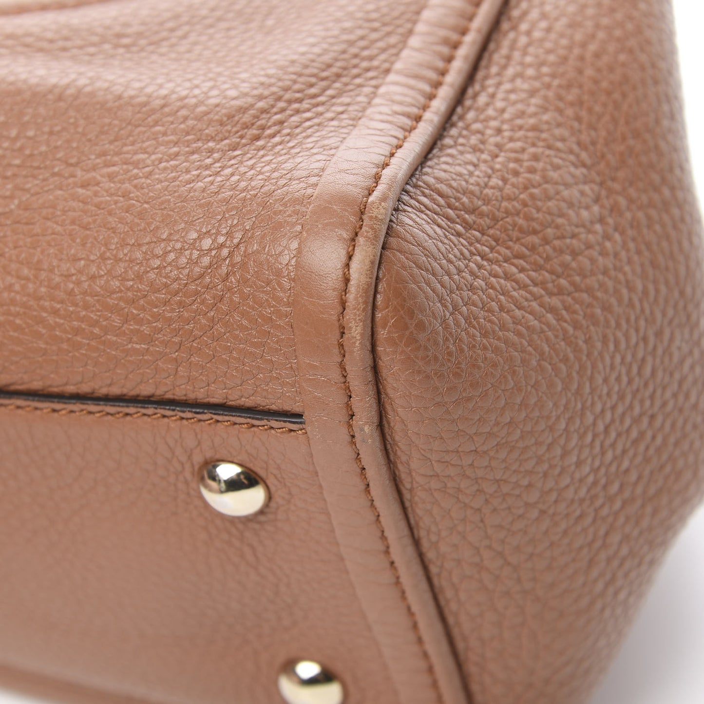 Pebbled Calfskin Small Soho Shoulder Bag Dusty Blush