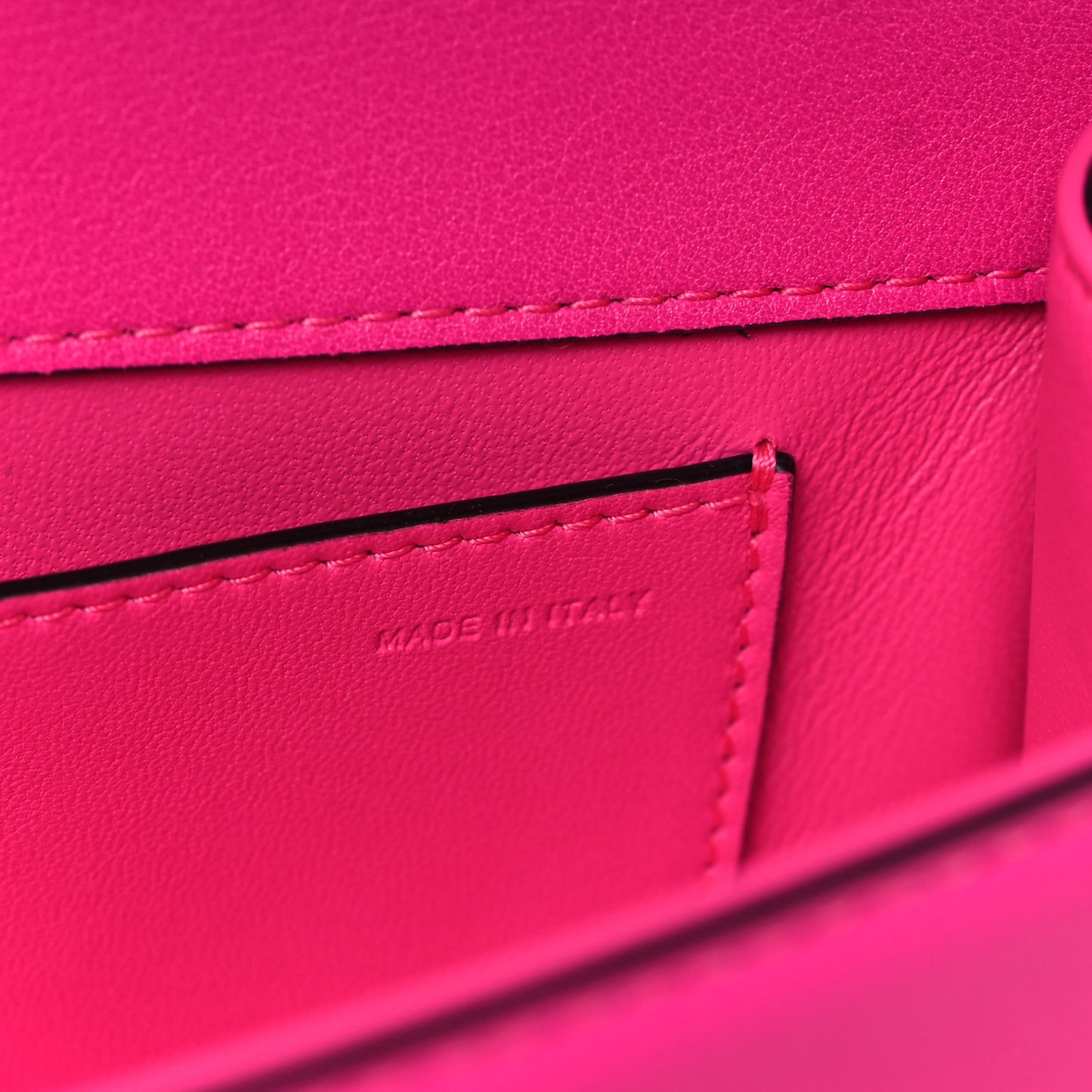 Calfskin Vlogo Loco Shoulder Bag Pink PP