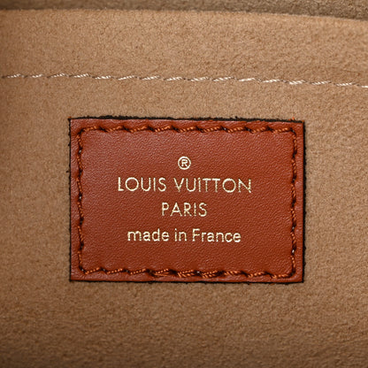 Louis Vuitton Calfskin Monogram Tufting On My Side Galet 6 of 10