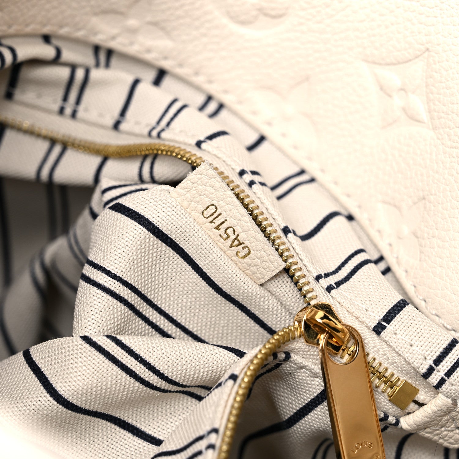 Louis Vuitton Empreinte Artsy MM Neige 7 of 14