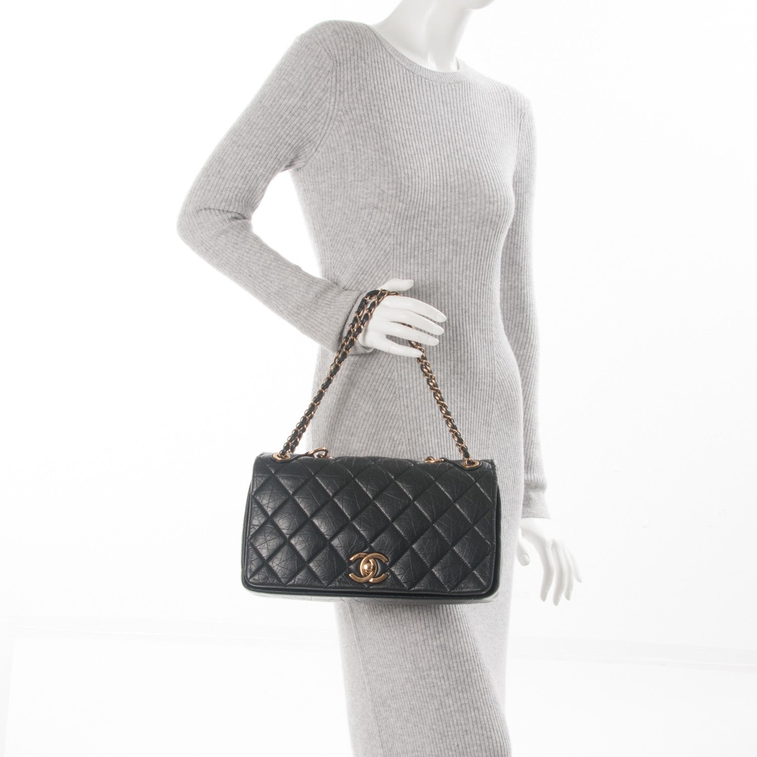 Chanel Aged Calfskin Quilted Medium Pondichery Flap Black 2 of 7