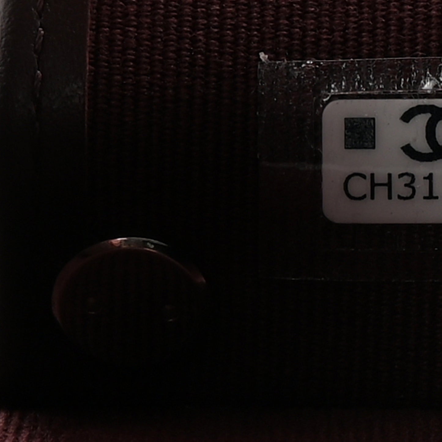 Caviar Quilted Classic 4 Key Holder Wallet Black