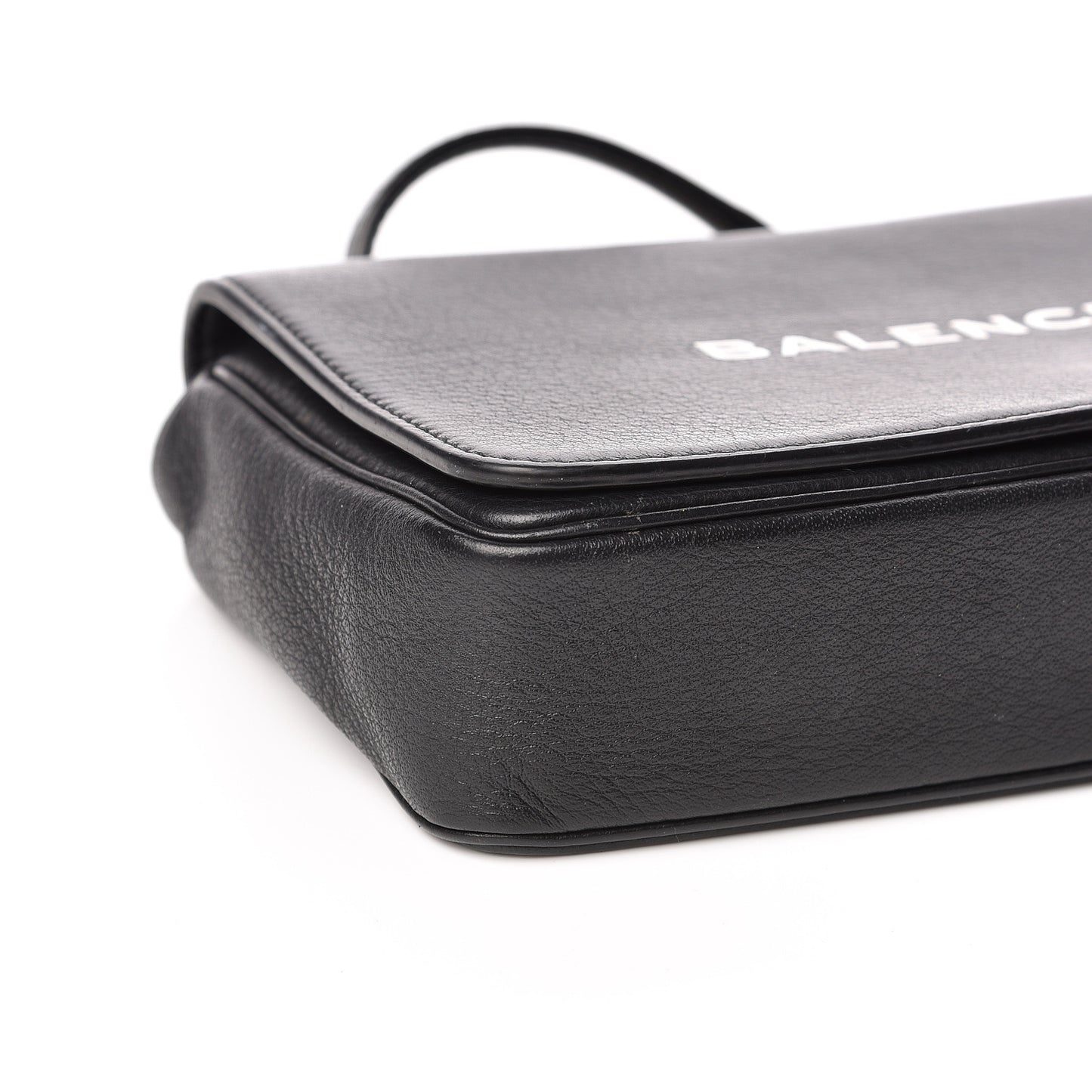 Pebbled Calfskin Everyday Chain Wallet Black