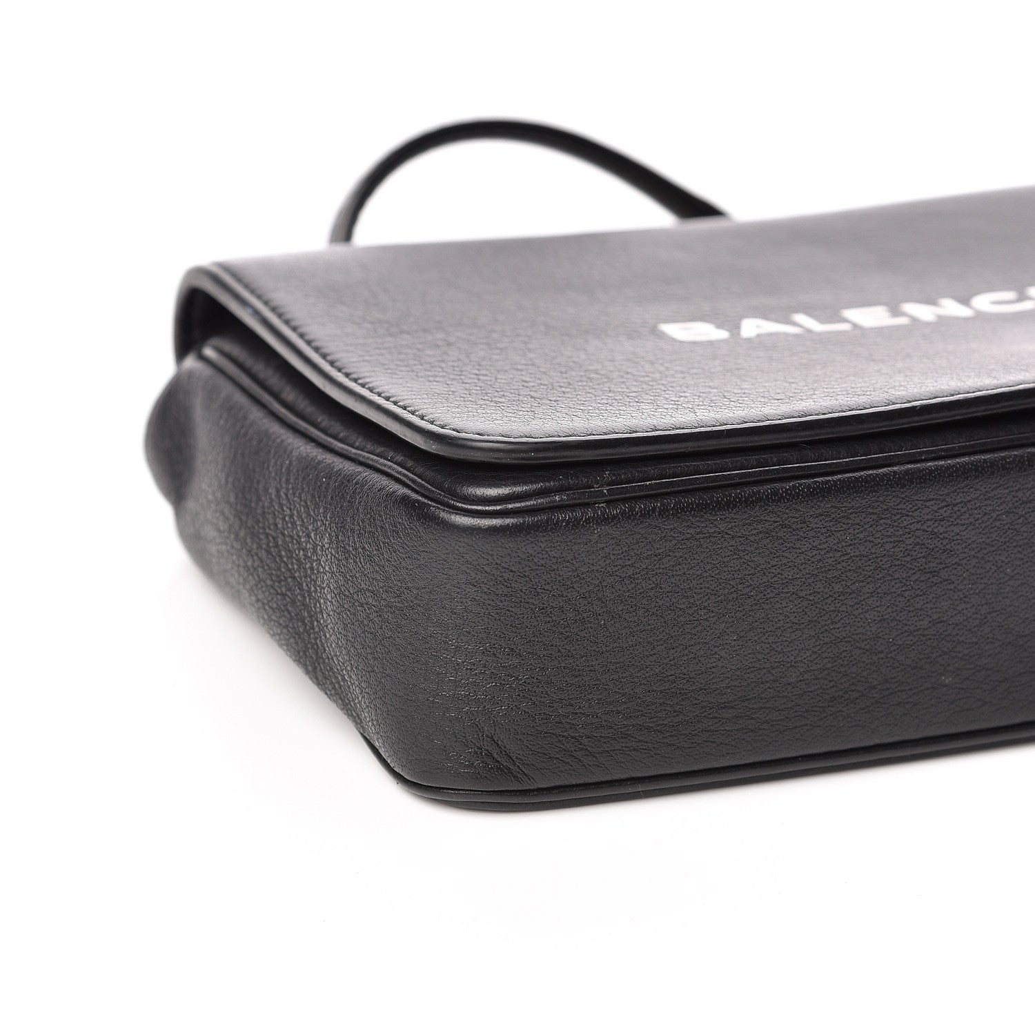 Balenciaga Pebbled Calfskin Everyday Chain Wallet Black 9 of 13