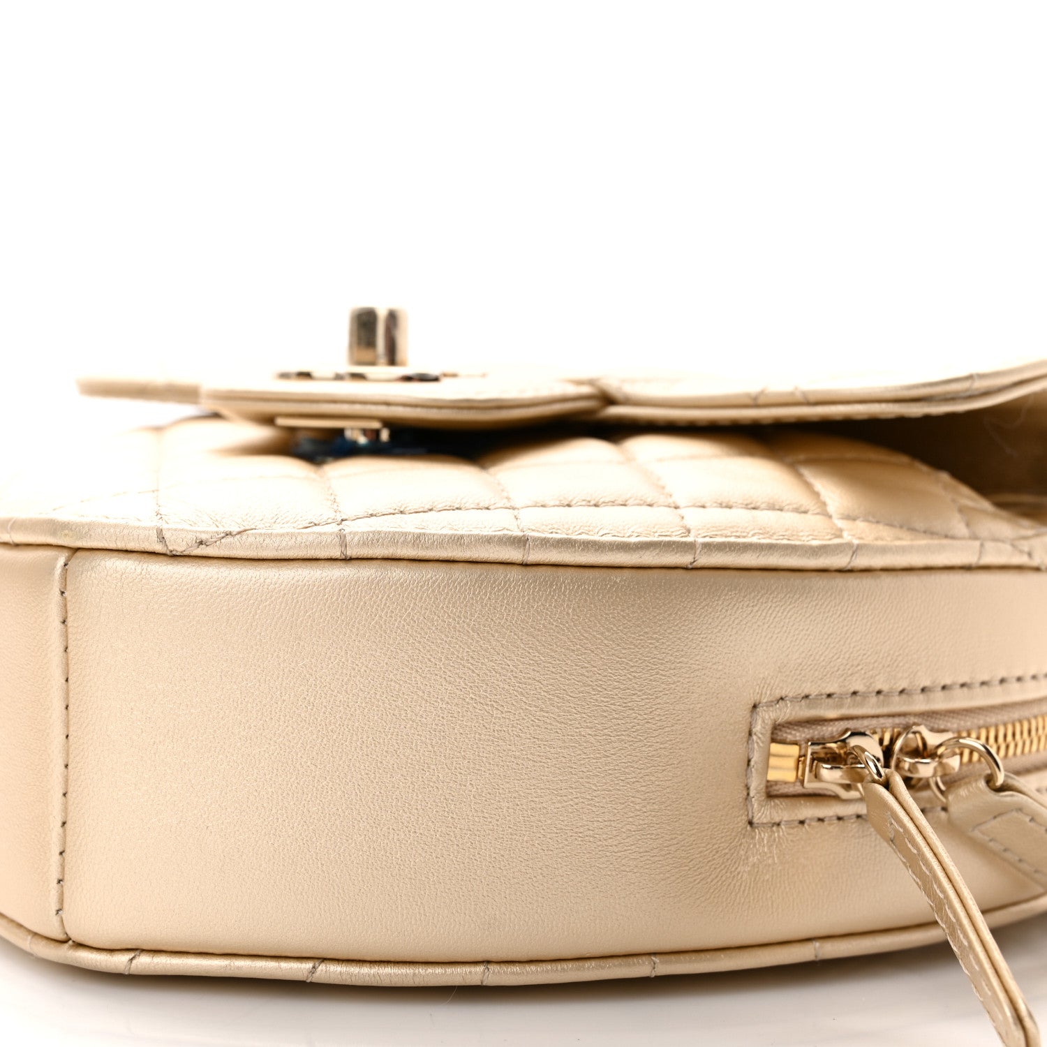 Chanel Metallic Lambskin Quilted CC In Love Heart Bag Gold 10 of 11
