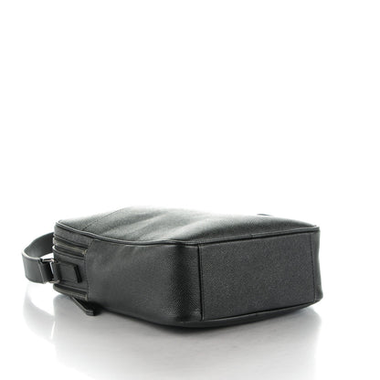 Burberry London Grainy Calfskin Messenger Bag Black 4 of 7