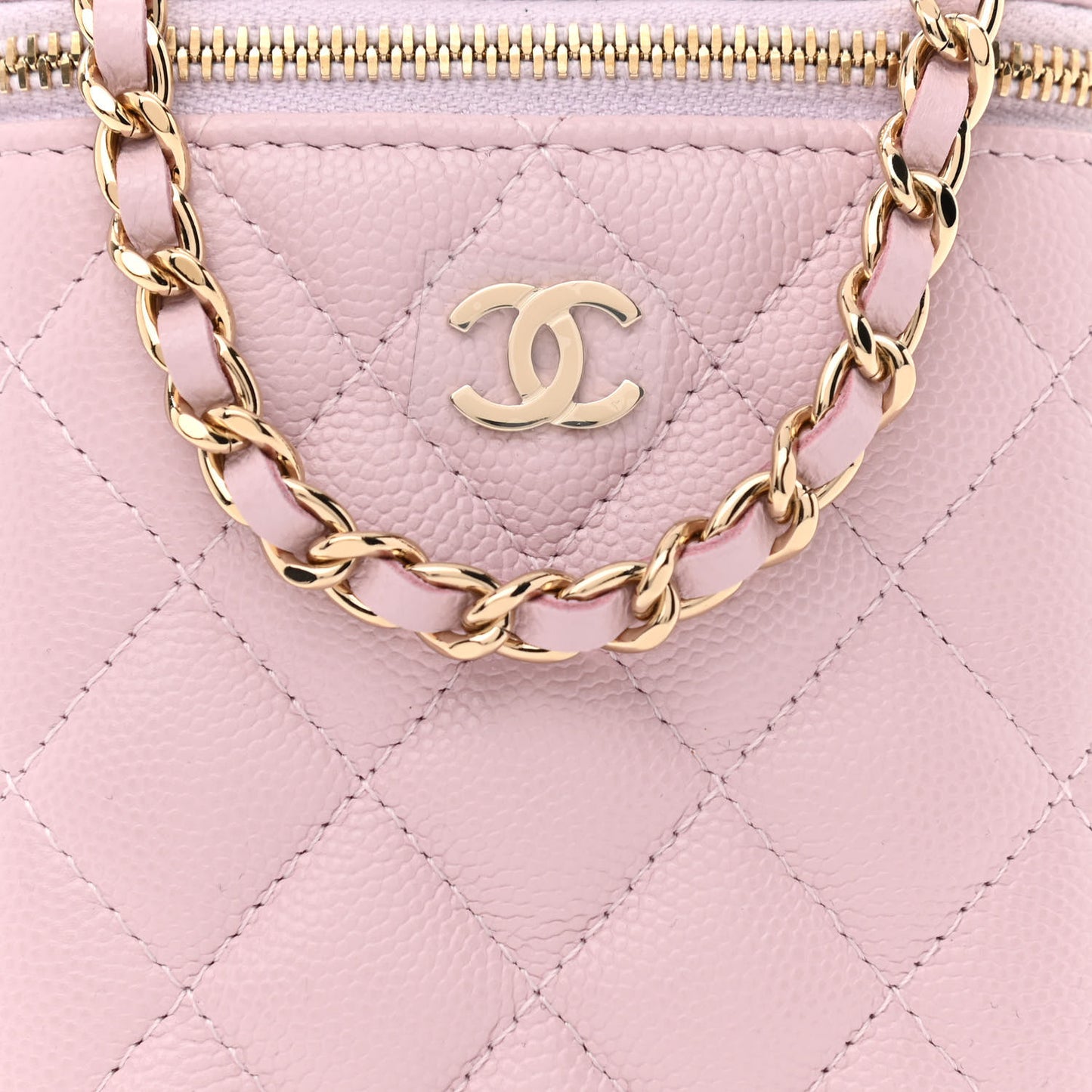 Caviar Quilted Small Vertical Coco Beauty Vanity Case With Chain Light Pink