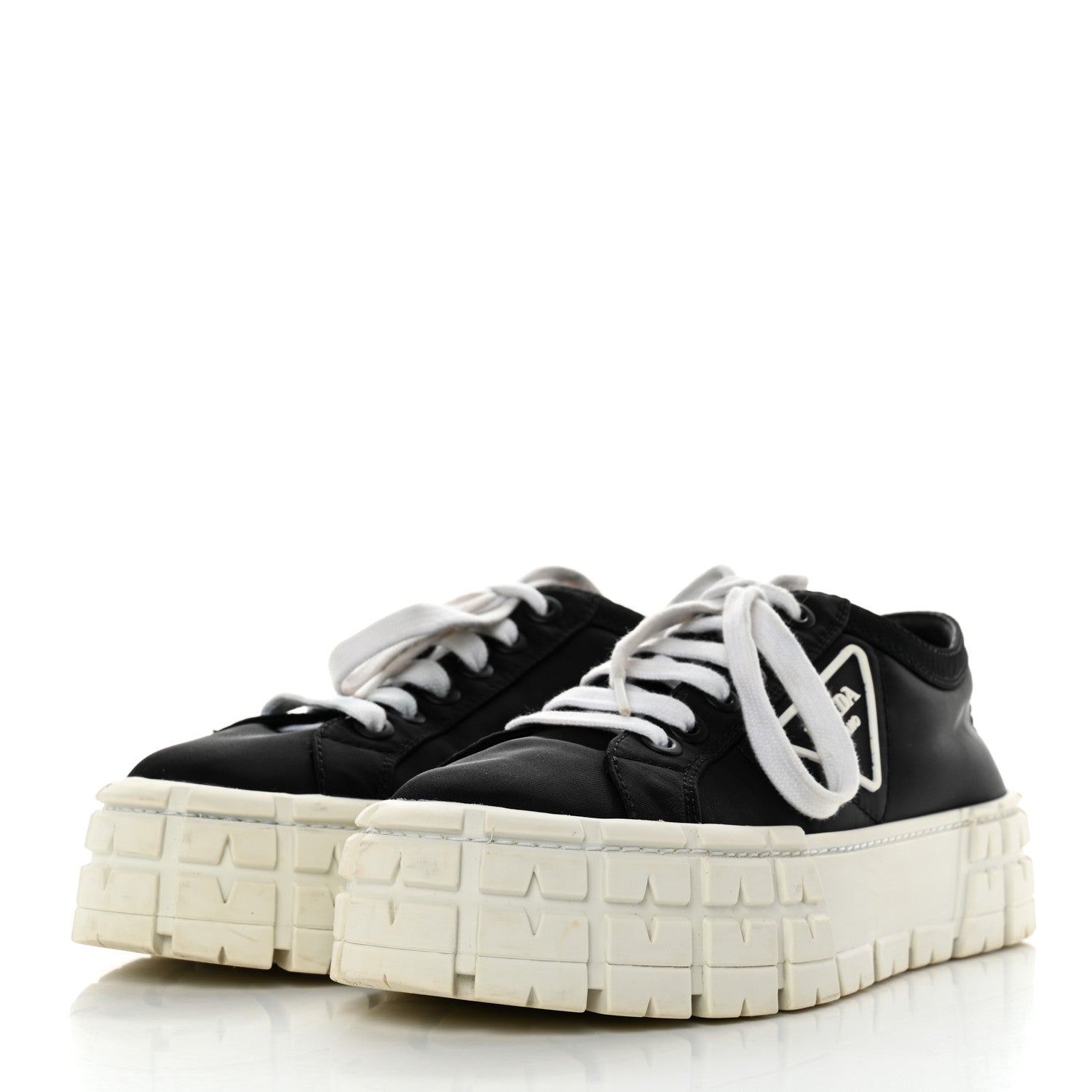 Prada Re-Nylon Gabardine Triangle Logo Double Wheel 50mm Sneakers 41 Black 3 of 8