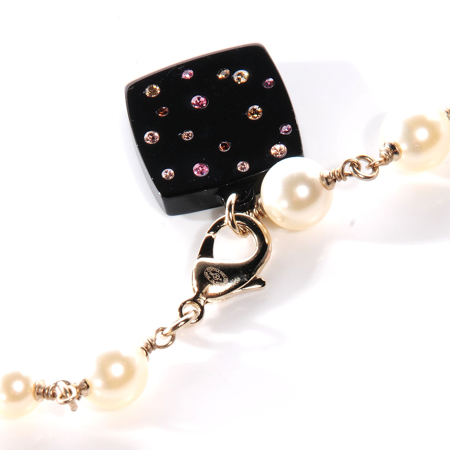 Resin Beauty Icons Pearl Long Necklace