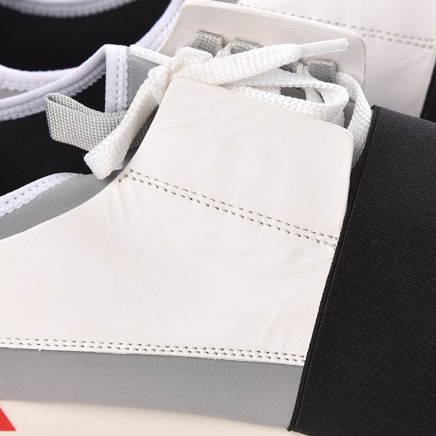 Mesh Calfskin Neoprene Suede Mens Race Runner Sneakers 42 White Black Gris