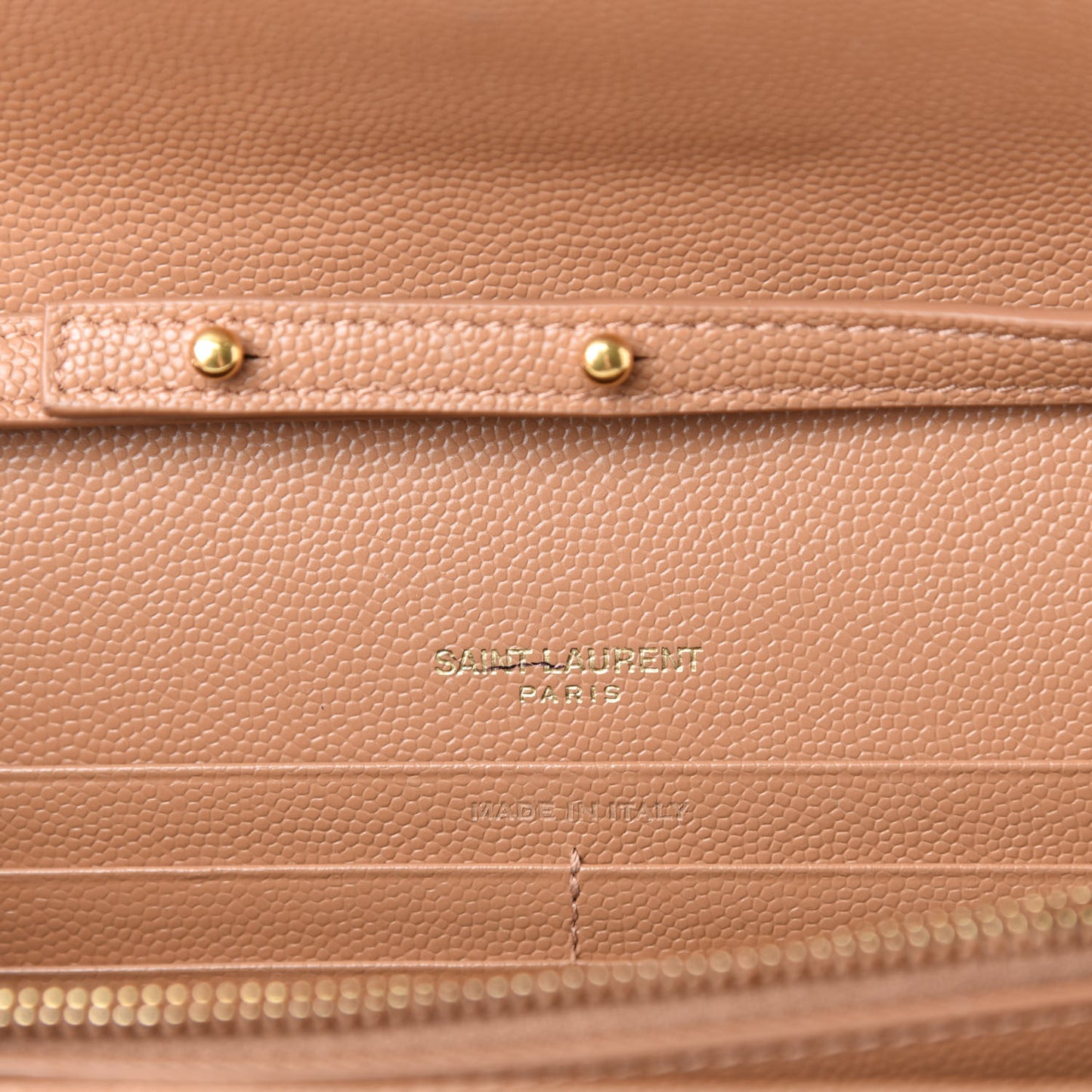 Grain De Poudre Mixed Matelasse Triquilt Monogram Chain Wallet Dune