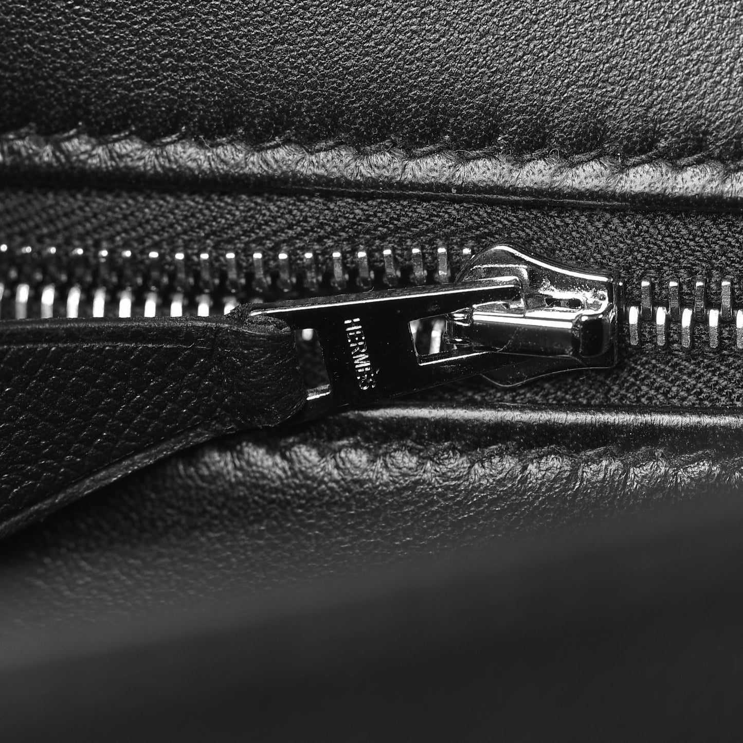 Grained Monsieur Constance 24 Black