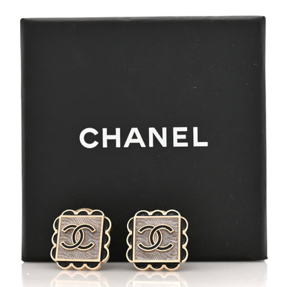 Chanel Resin CC Square Clip On Earrings Gold Black 5 of 5