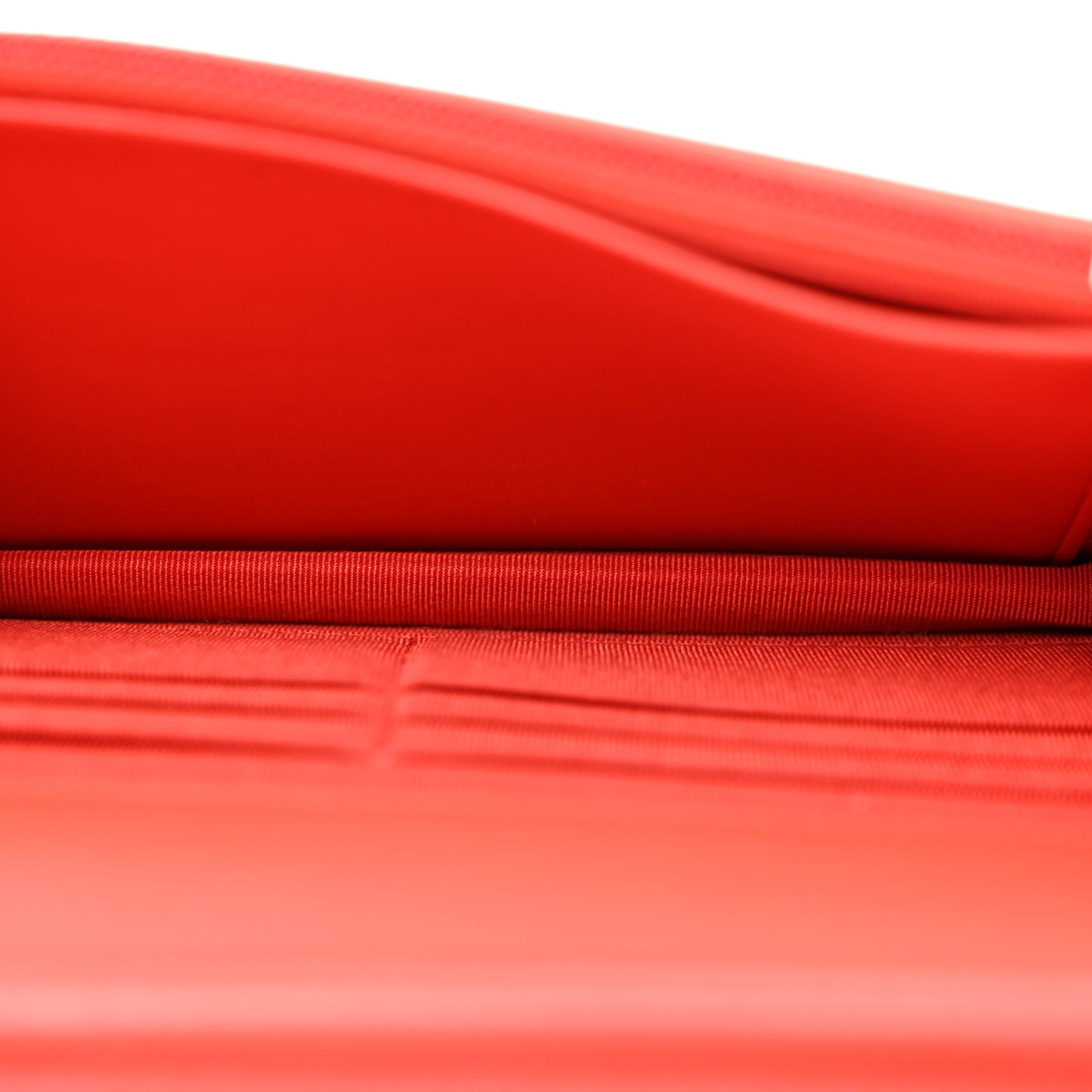 Lambskin Chevron Quilted Wallet On Chain WOC Red