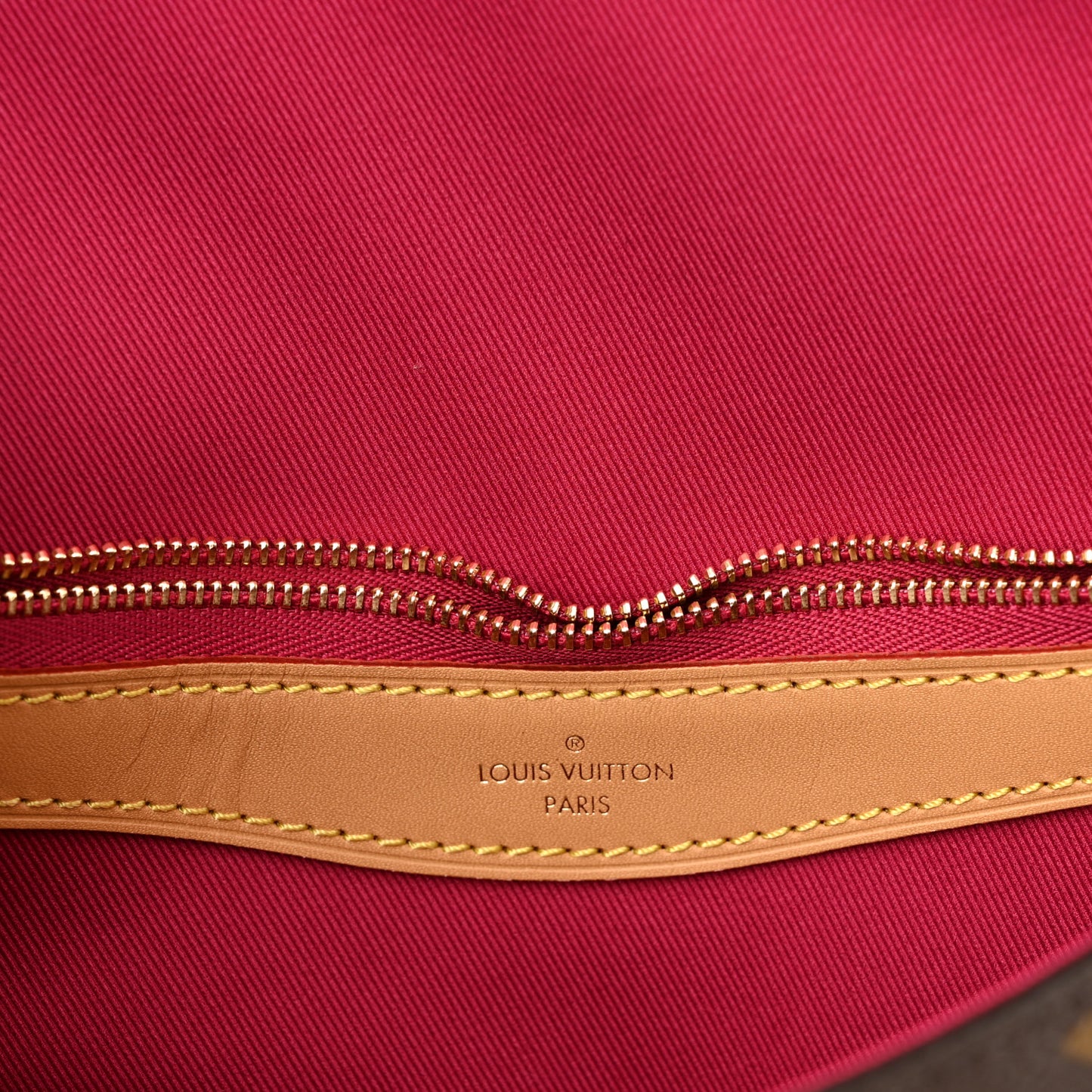Monogram Diane Fuchsia