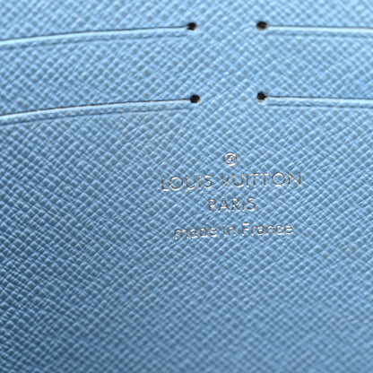 Louis Vuitton Taigarama Pochette Voyage MM Denim 6 of 10