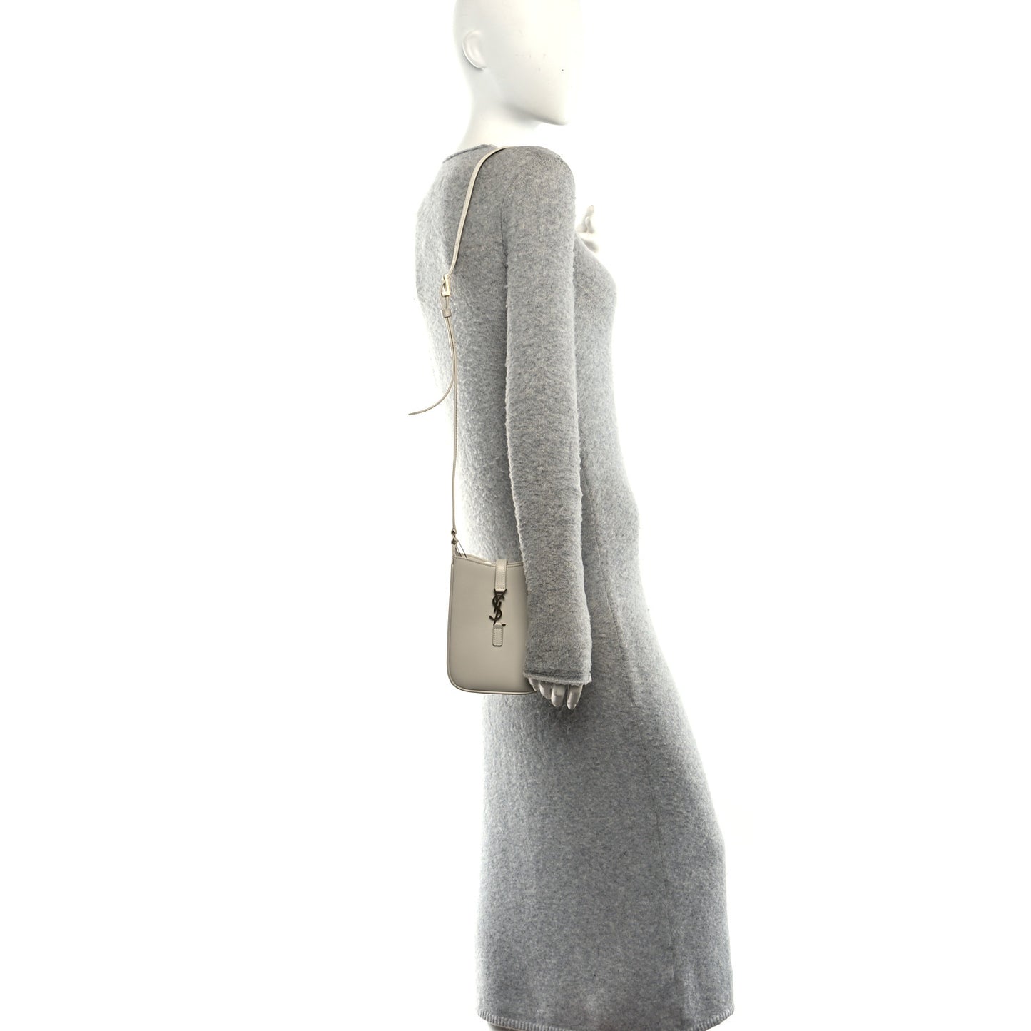 Smooth Calfskin Le 5 A 7 Vertical Hobo Crema Soft