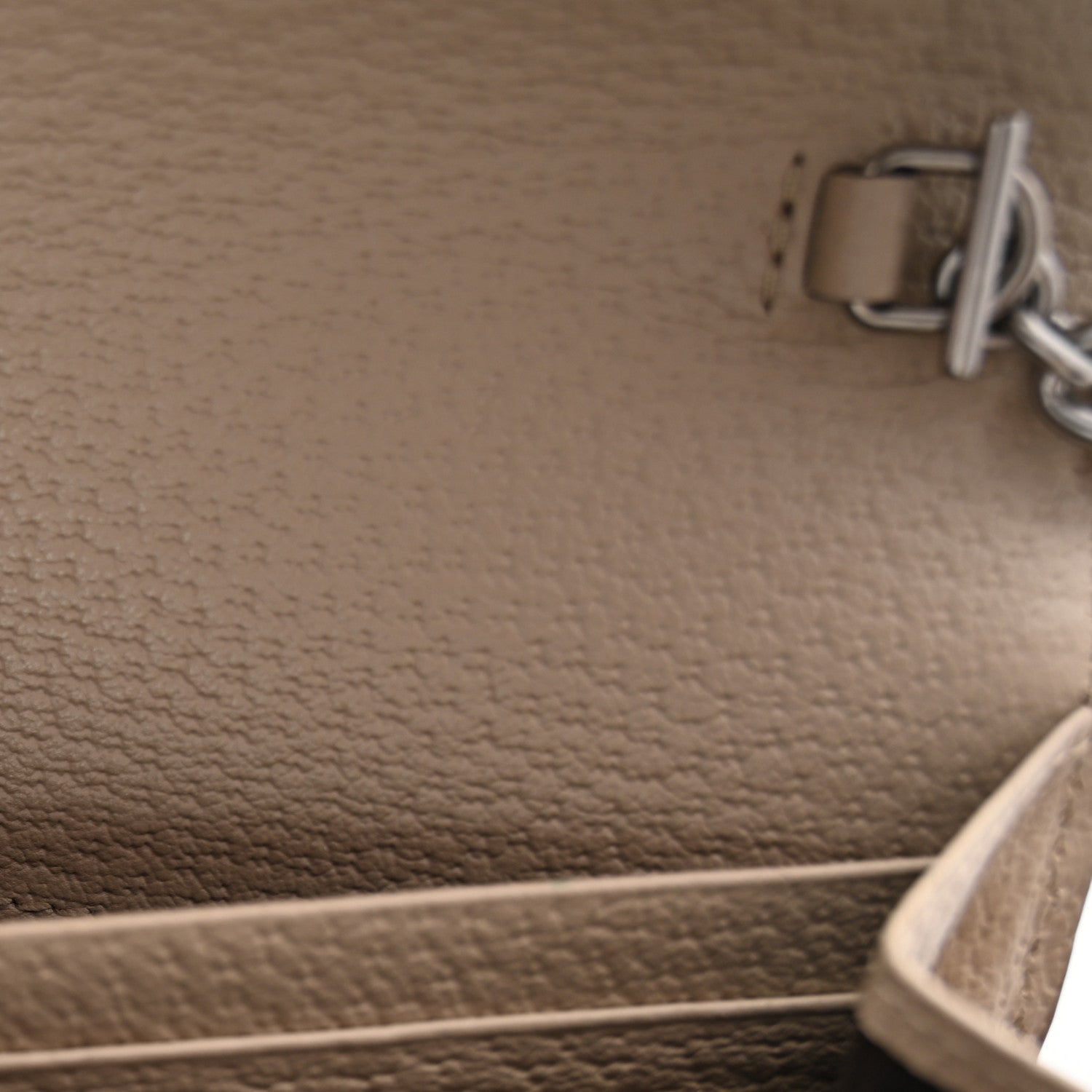 Gucci GG Supreme Monogram Textured Dollar Calfskin Mini Dionysus Chain Wallet Beige Mystic White Oatmeal 6 of 10