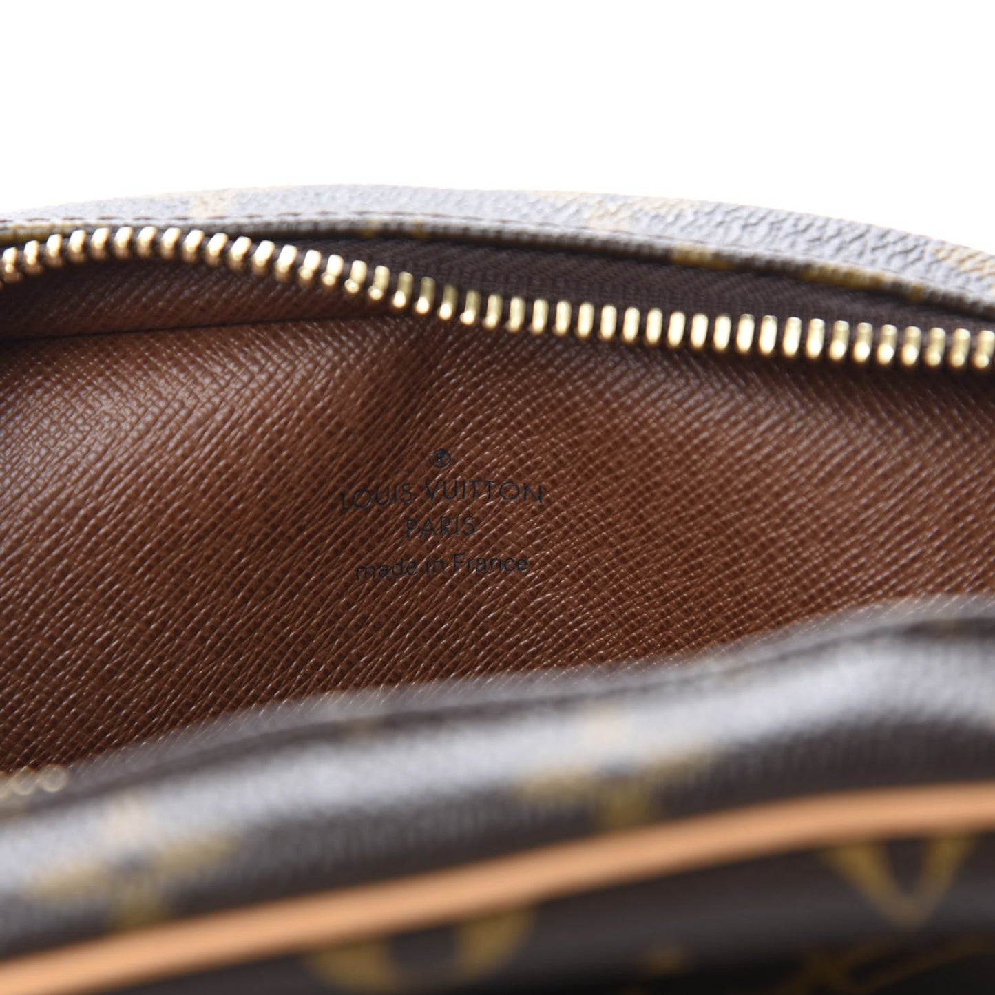 Monogram Amazone