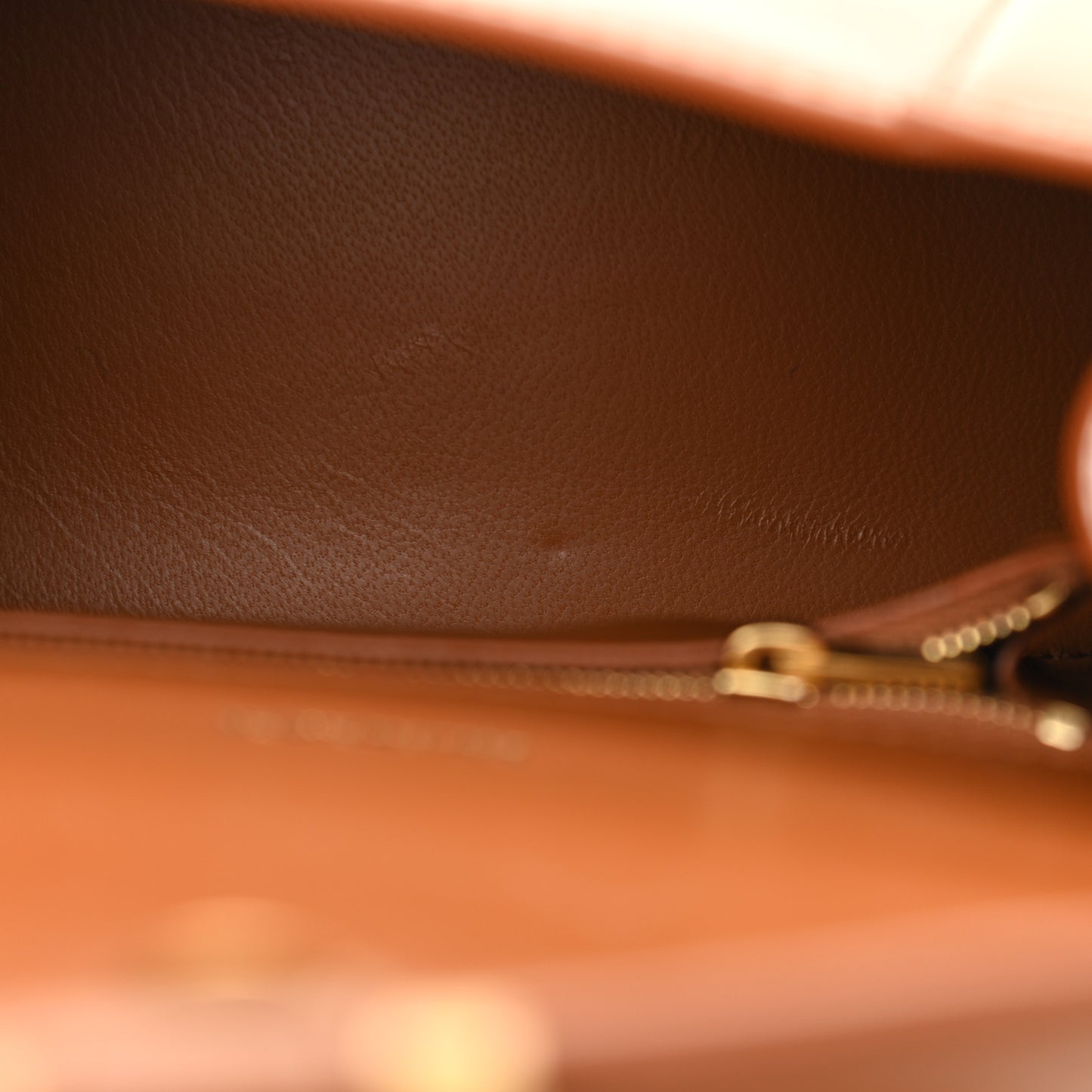 Shiny Box Calfskin Small Hourglass Top Handle Bag Camel
