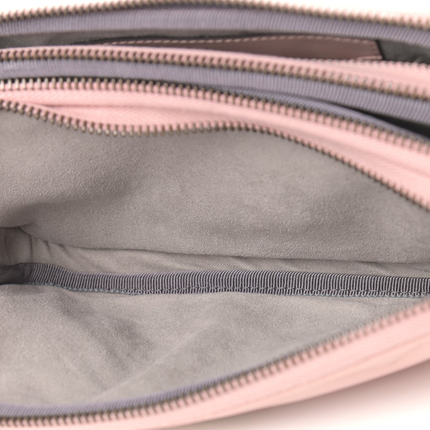 Calfskin Matelasse Mini GG Marmont Chain Crossbody Bag Perfect Pink