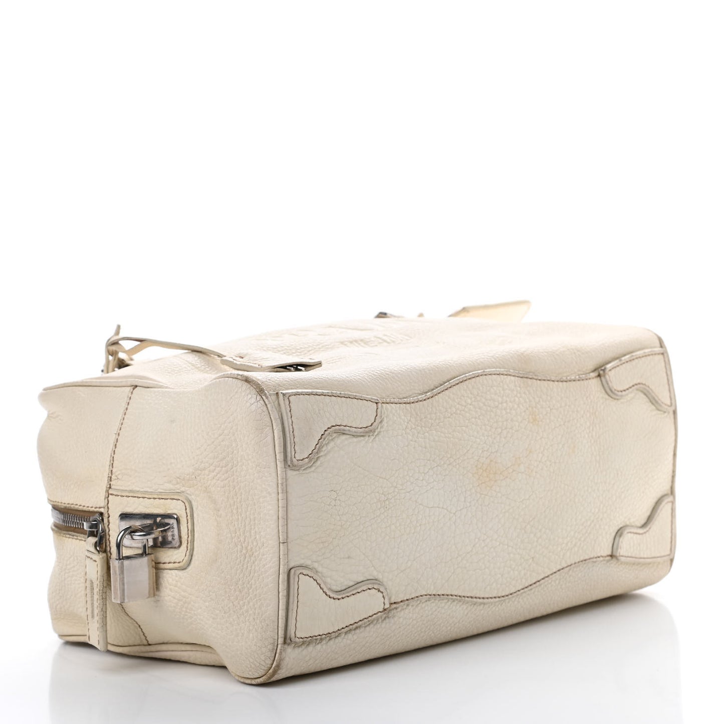 Vitello Daino Embossed Logo Bowler Talco