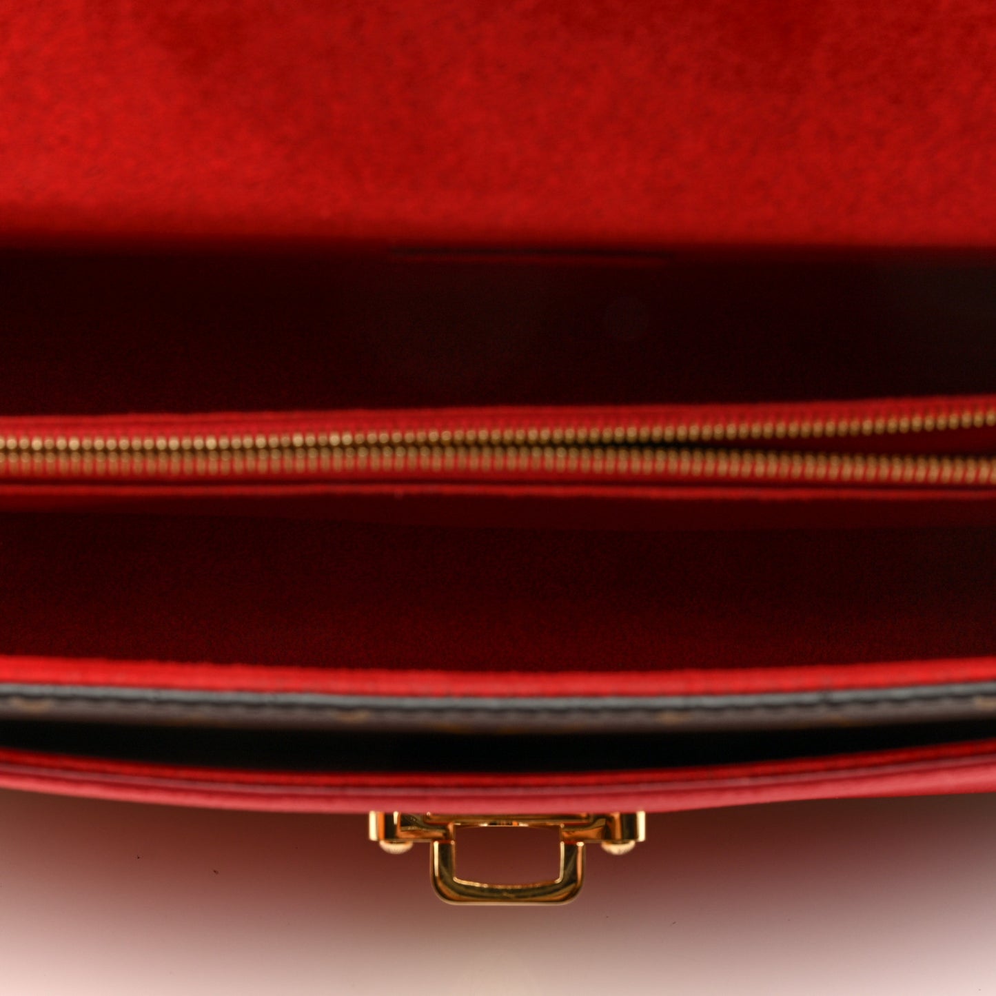 Monogram Victoire Cherry