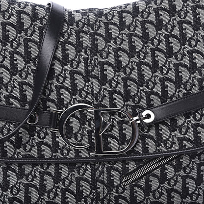 Christian Dior Monogram Messenger Black 11 of 11