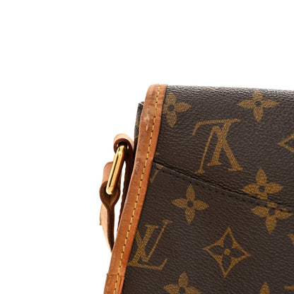 Louis Vuitton Monogram Menilmontant PM 9 of 11
