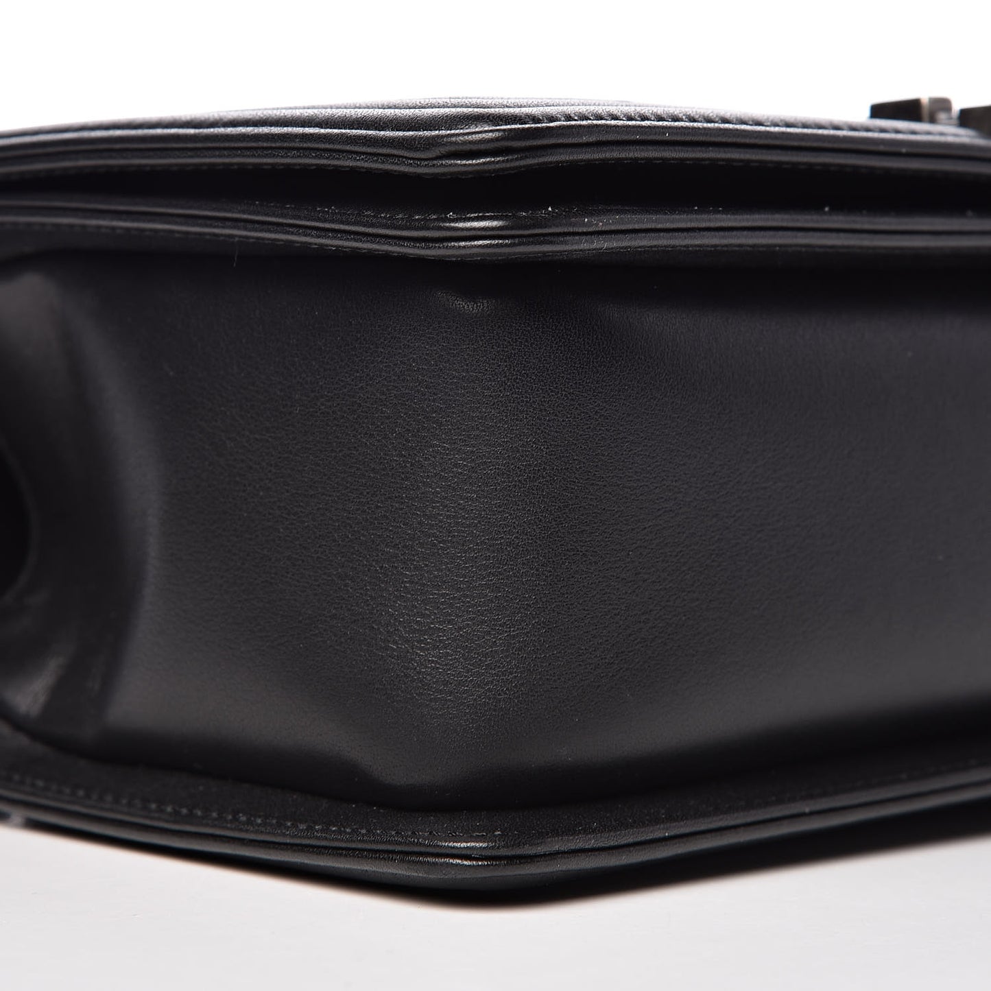 Calfskin Chevron Quilted Medium Boy Flap Black