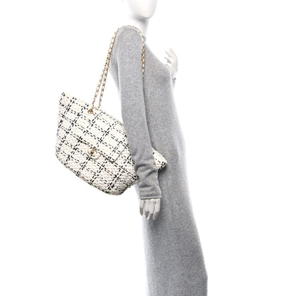 Chanel Raffia Effect Tweed Shopping Tote White Black 2 of 11