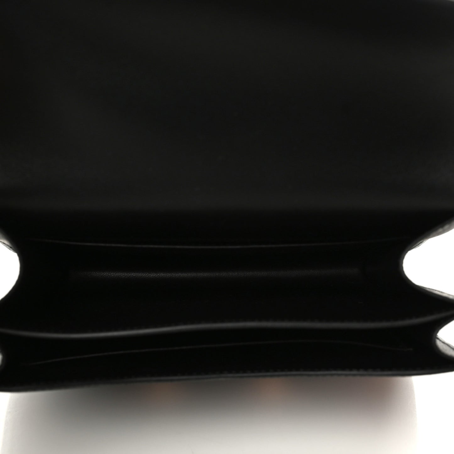 Epsom Constance 18 Black