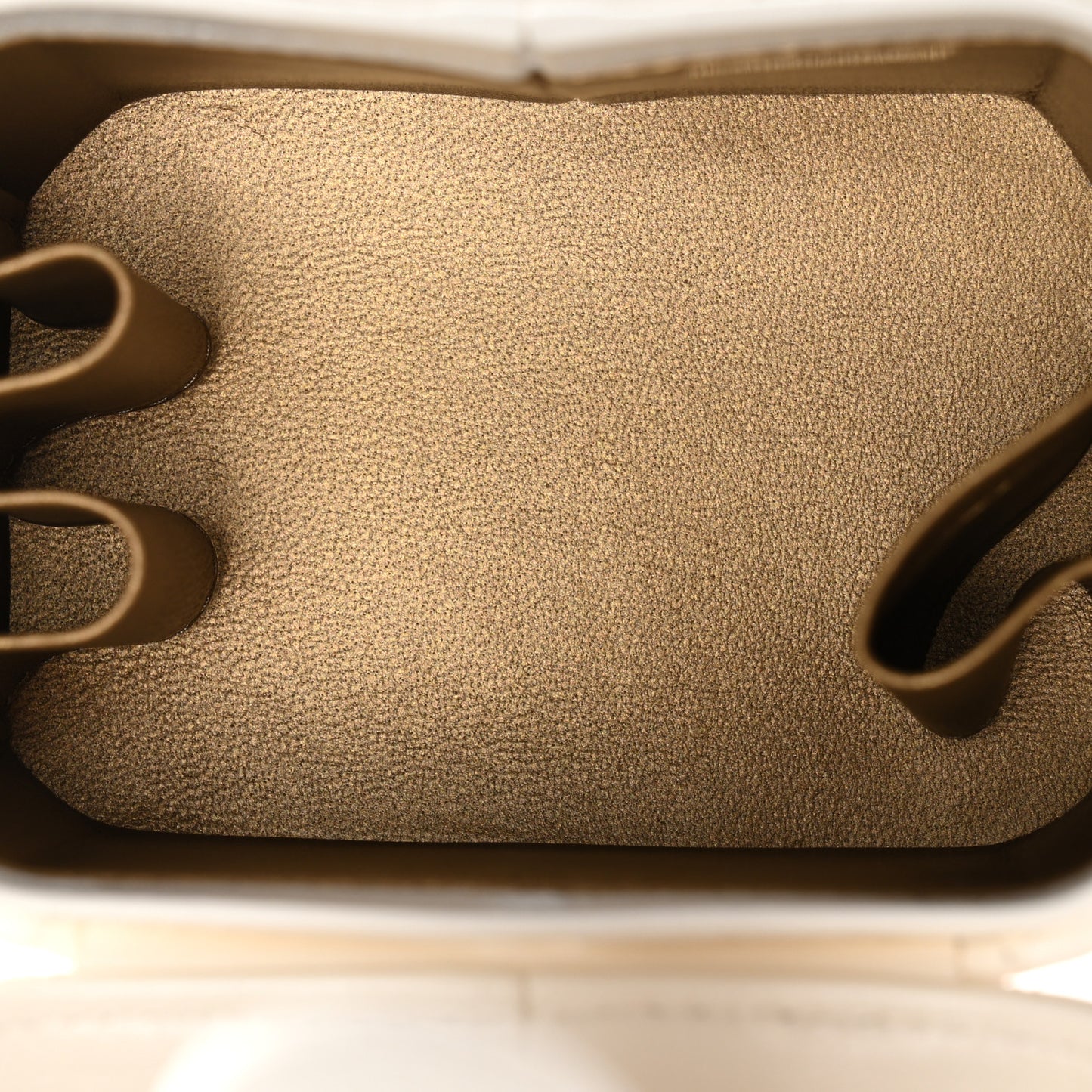 Lambskin Quilted Vanity Clutch With Chain White