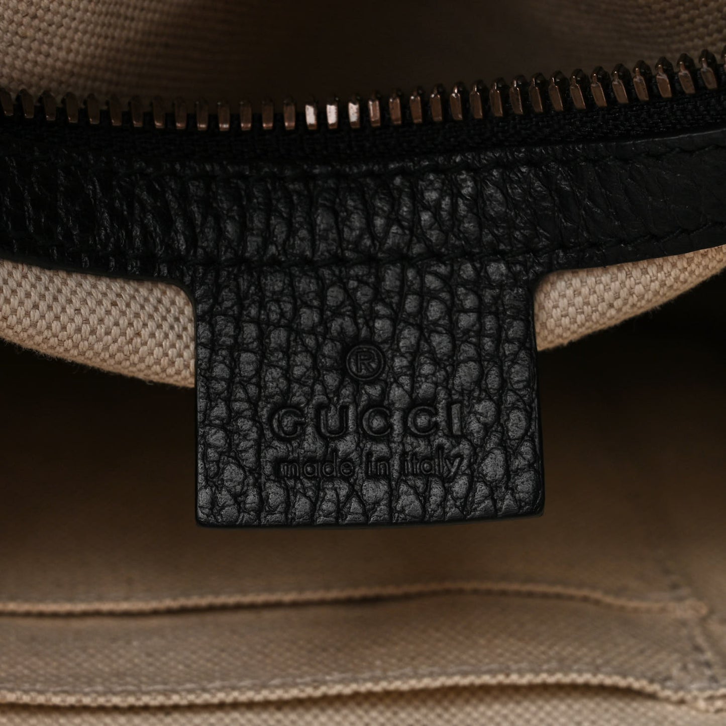Grained Calfskin Logo Messenger Bag Black