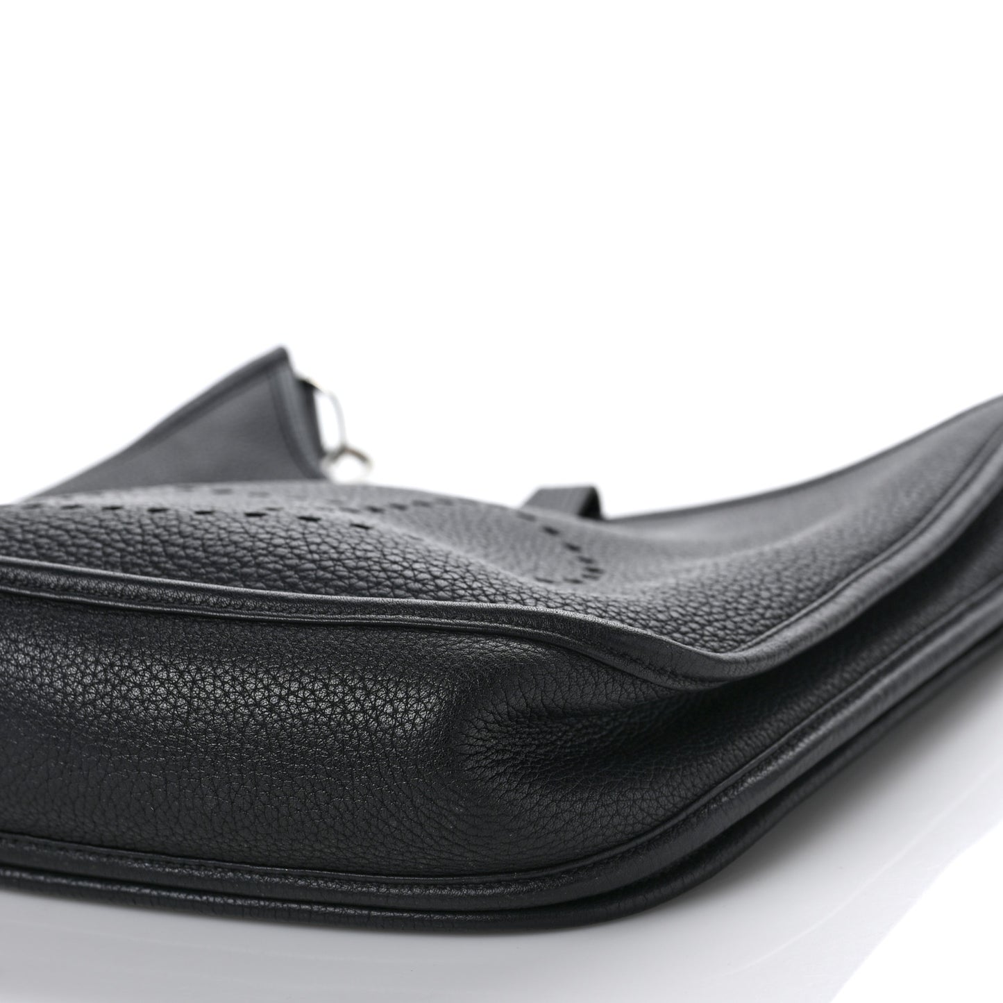 Taurillon Clemence Evelyne III GM Black