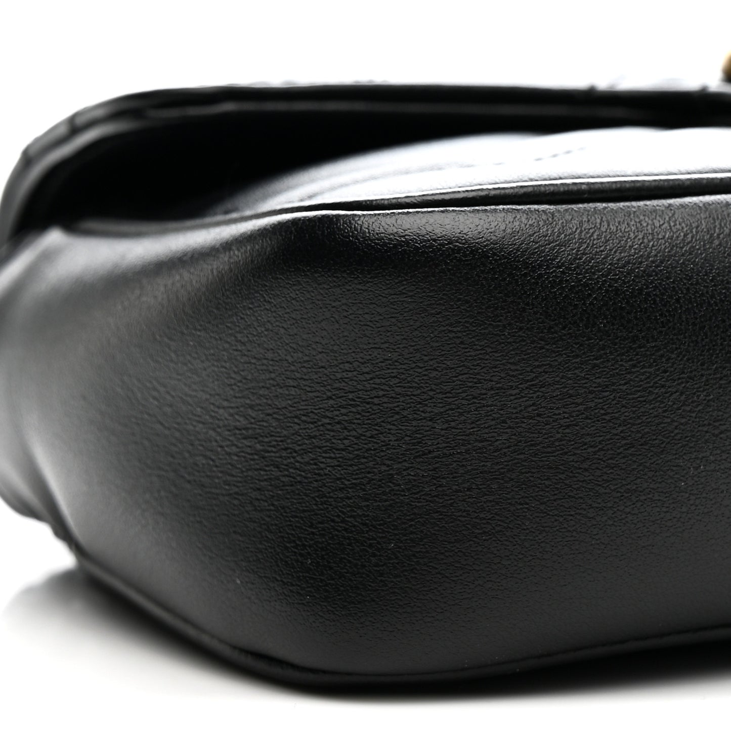 Calfskin Matelasse Super Mini GG Marmont Shoulder Bag Black