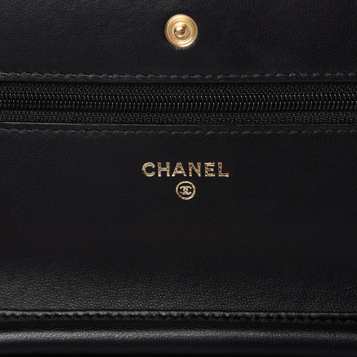 Lambskin Quilted Wallet On Chain WOC Black