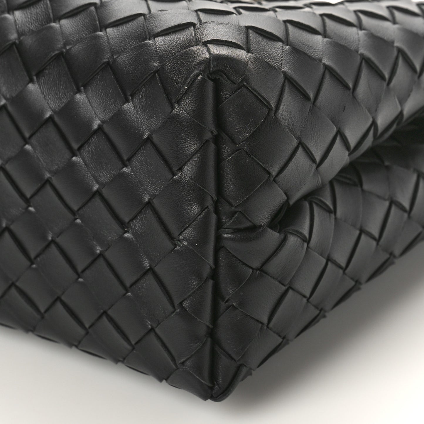Nappa Intrecciato Medium Andiamo Shoulder Bag Black