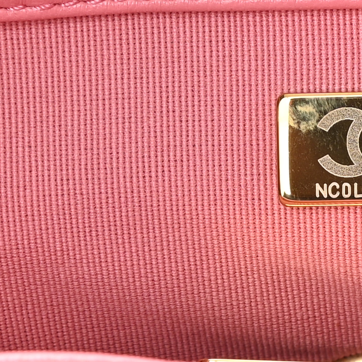 Lambskin Quilted Medium Chanel 19 Flap Pink