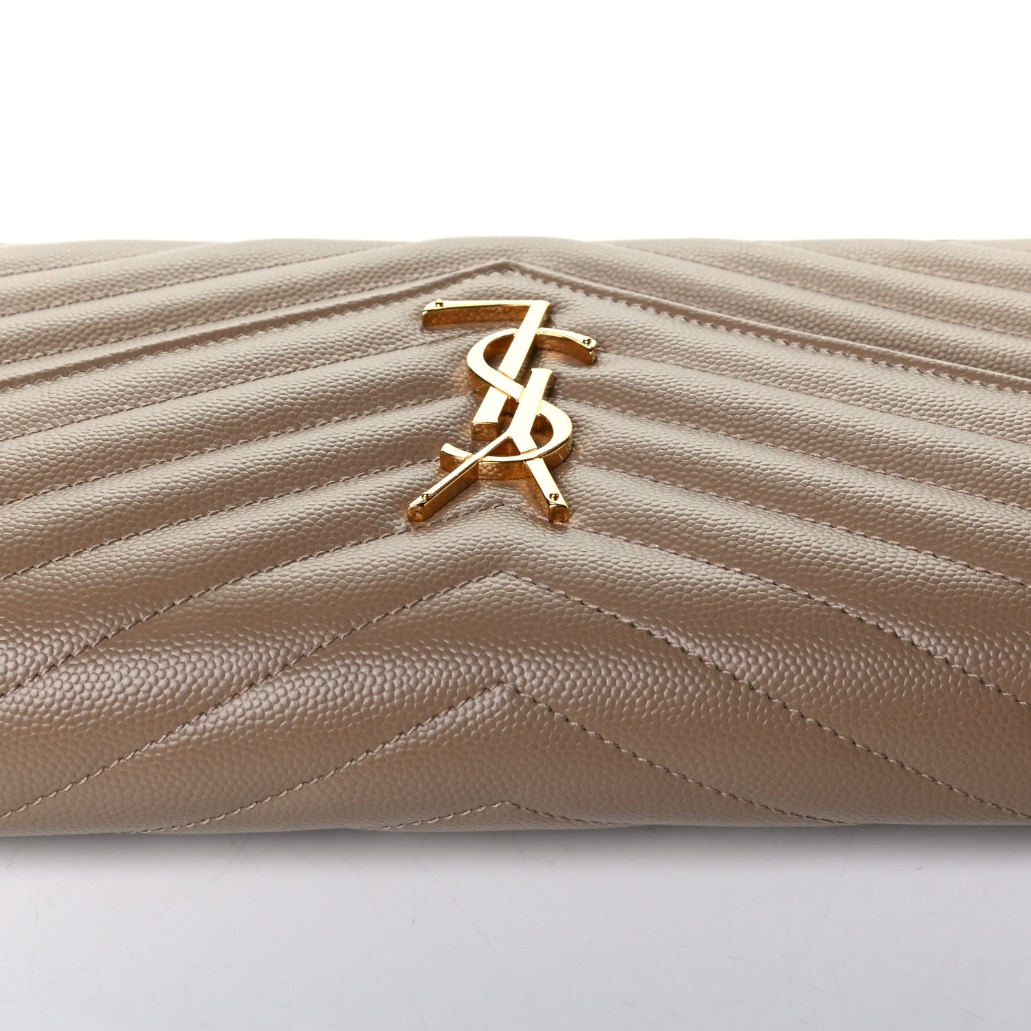 Saint Laurent Grain De Poudre Matelasse Chevron Monogram Chain Wallet Light Taupe 6 of 6