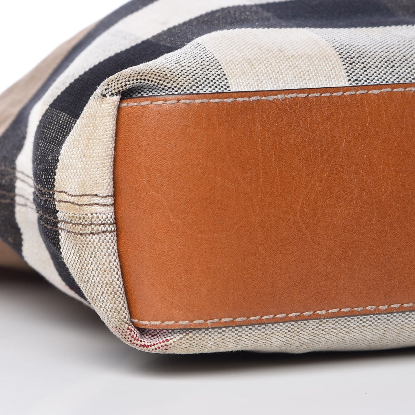 Canvas Mega Check Medium Tottenham Brit Tote Saddle Brown