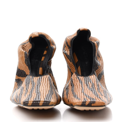 Bottega Veneta Textured Nappa Pumps 36 Bronze Skin 2 of 10