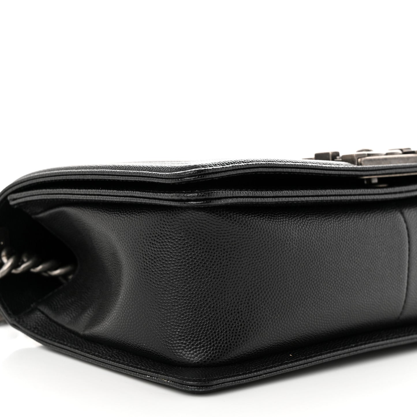 Caviar Quilted Medium Boy Flap Black