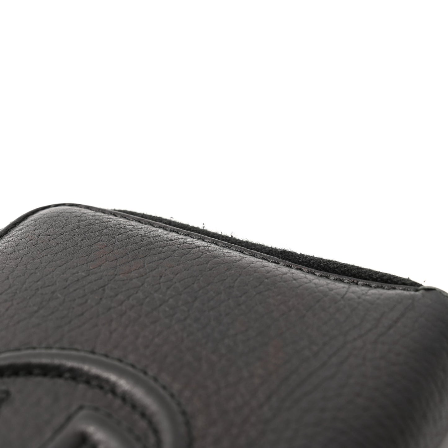 Pebbled Calfskin Medium Soho Zip Around Wallet Black