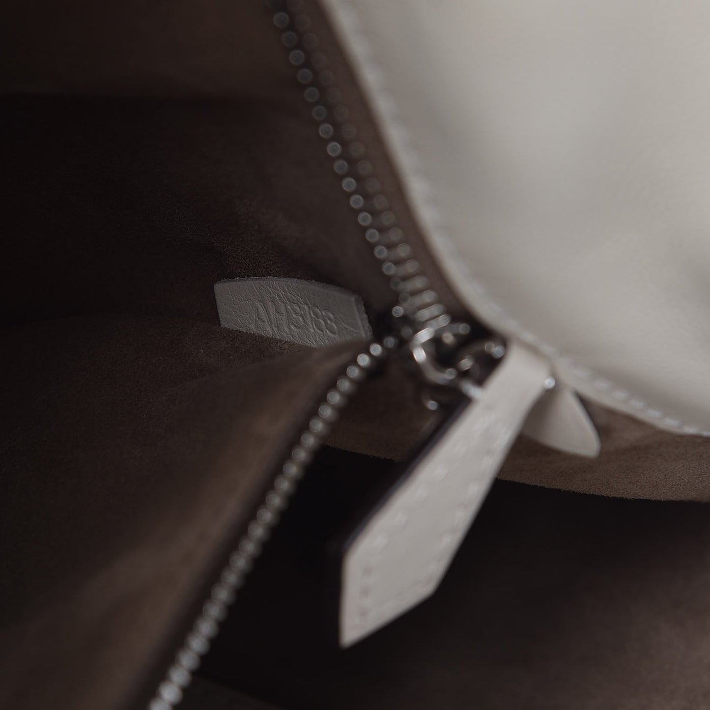 Veau Soie Calfskin Parnassea Bagatelle Hobo Blanc Casse