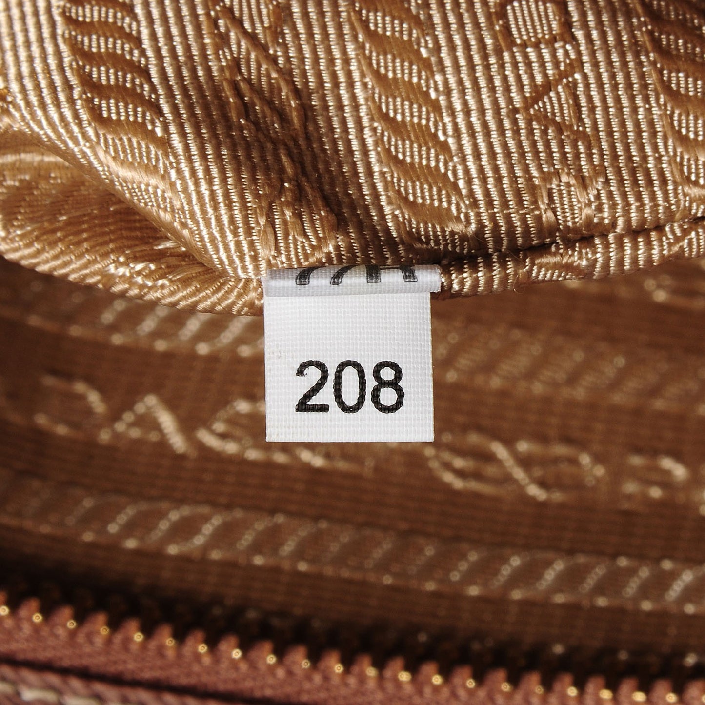 Saffiano Lux Medium Double Zip Tote Cammeo